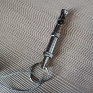 Fluier de dresaj pentru câini primit de la clientul T***e.