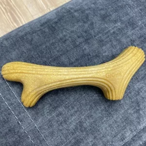 Băț de mestecat din coarne de lemn primit de la clienta A*****a.